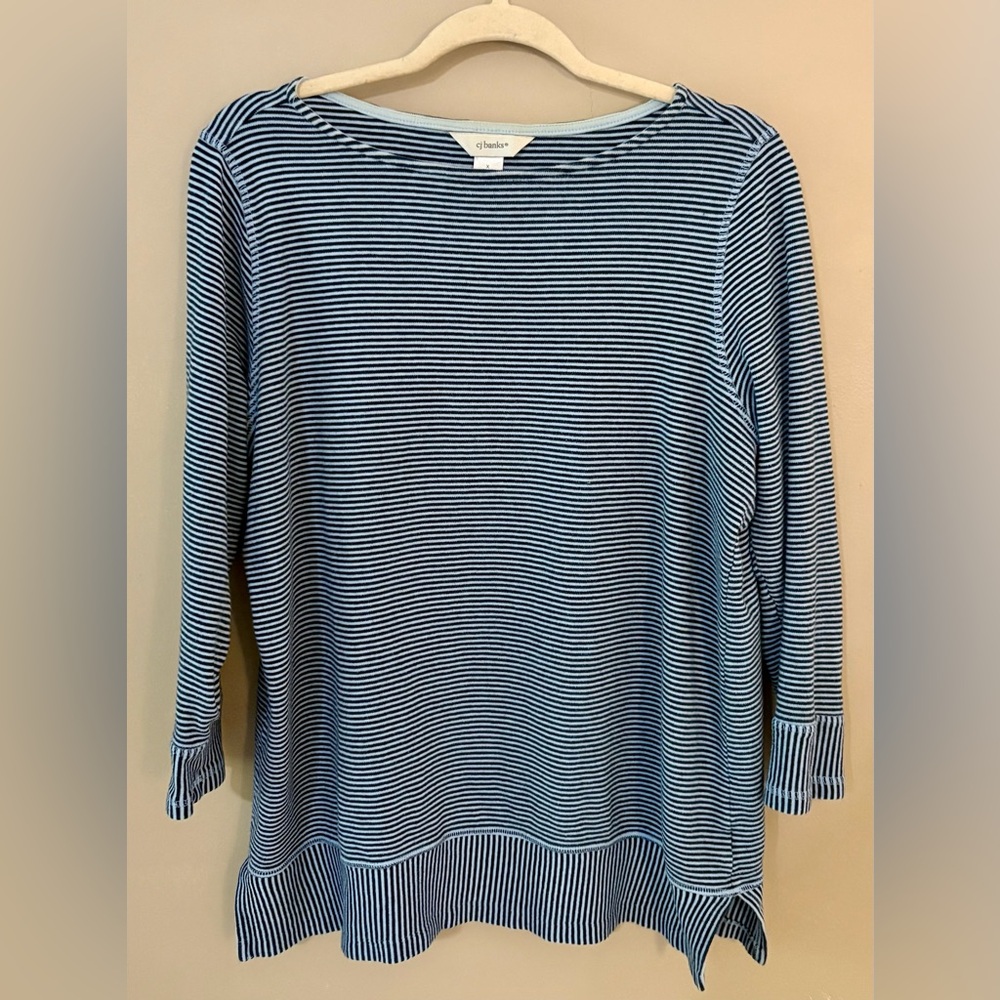 CJ Banks 0X Navy and Light Blue Striped 3/4 Sleeved Top With a Ballet Neck